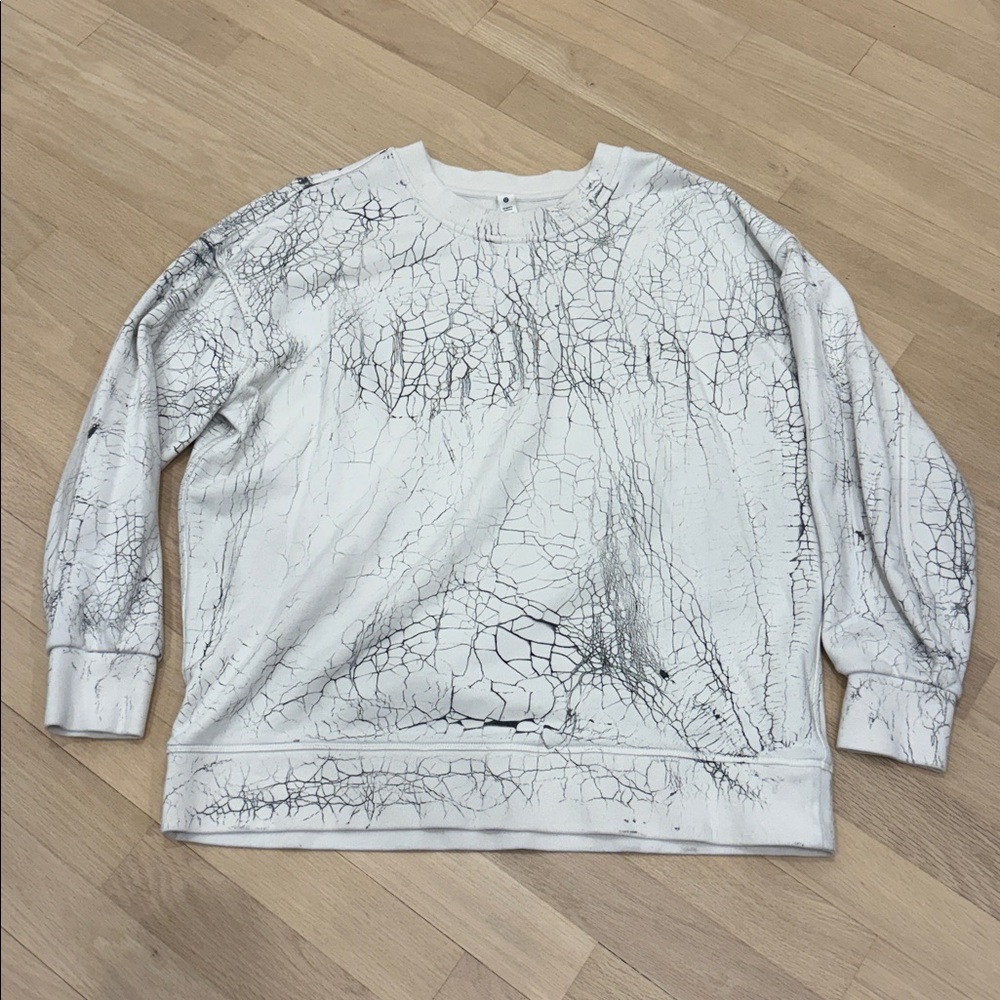 Lululemon sweater 8